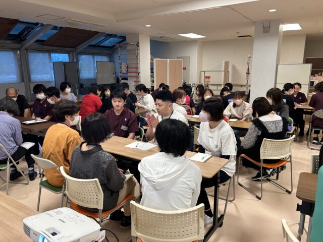 【パート募集】介護職員（特別養護老人ホーム ）〜未経験・ブランク歓迎！最新テクノロジー導入で負担の少ない職場です〜